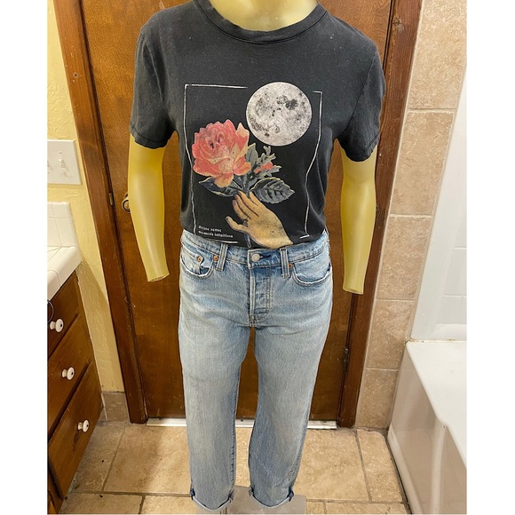 Cotton On Classic Arts Graphic Tee. Size medium. - Picture 10 of 16